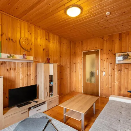 Pistenblick-4 By Interhome *